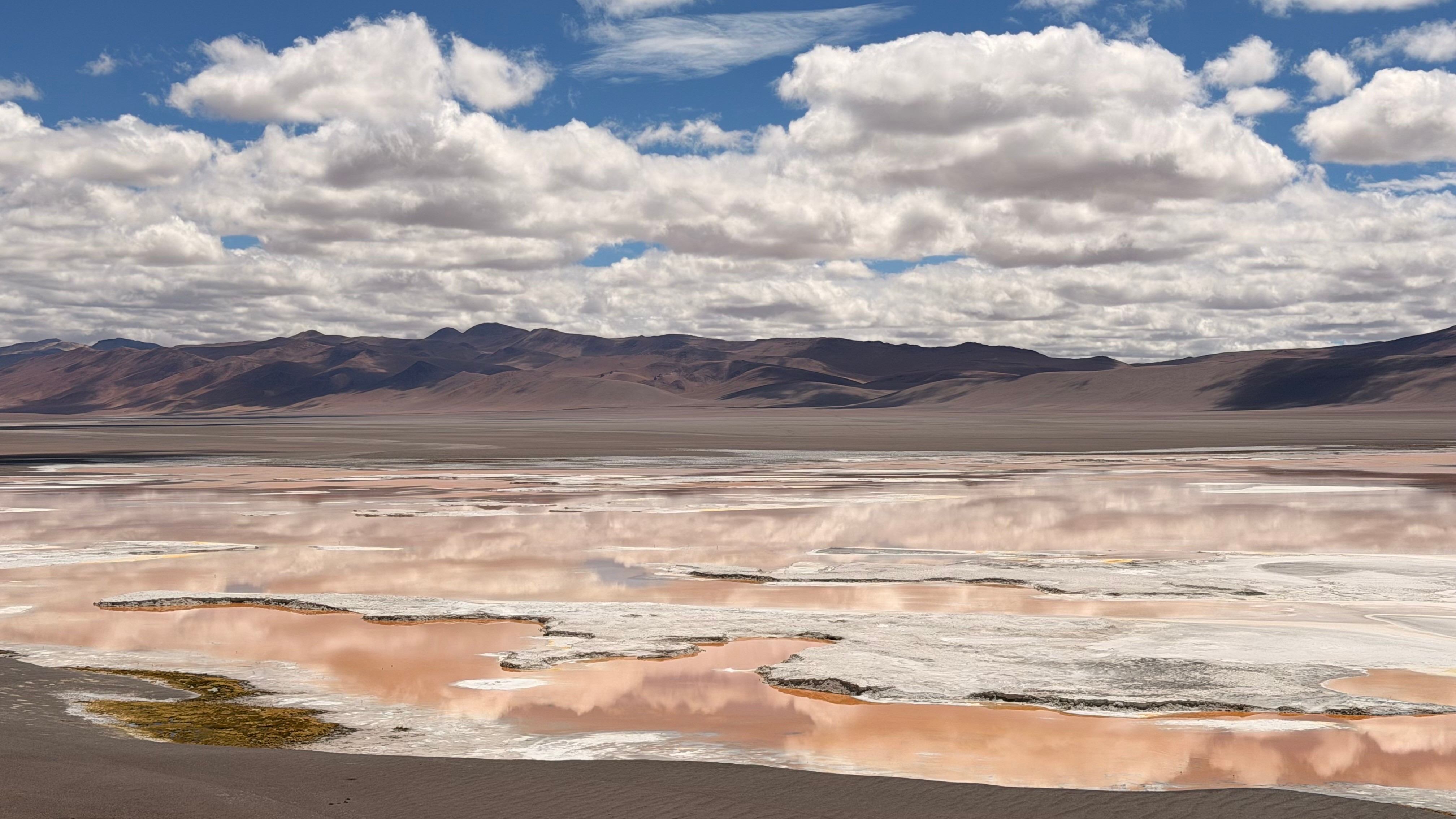 Pujsa Salt Flat